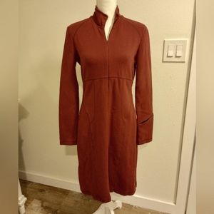 ATHLETA Delancey Dress in Spiced Cabernet, Sz MT